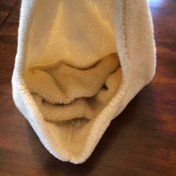 Cozy Cream Hooded Women's Hat - Picture 2 of 3